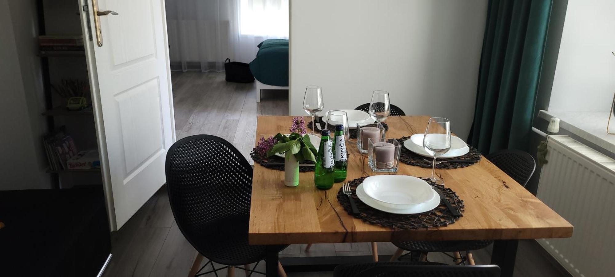 Apartamenty Pod Uwalonym Debem Jezow Sudecki Luaran gambar