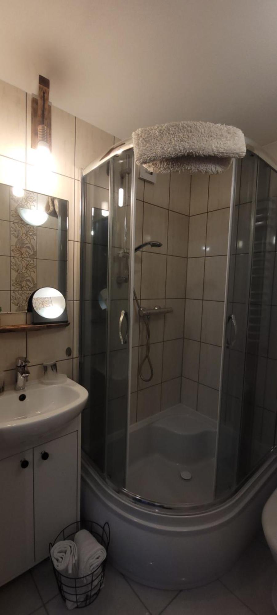 Apartamenty Pod Uwalonym Debem Jezow Sudecki Luaran gambar
