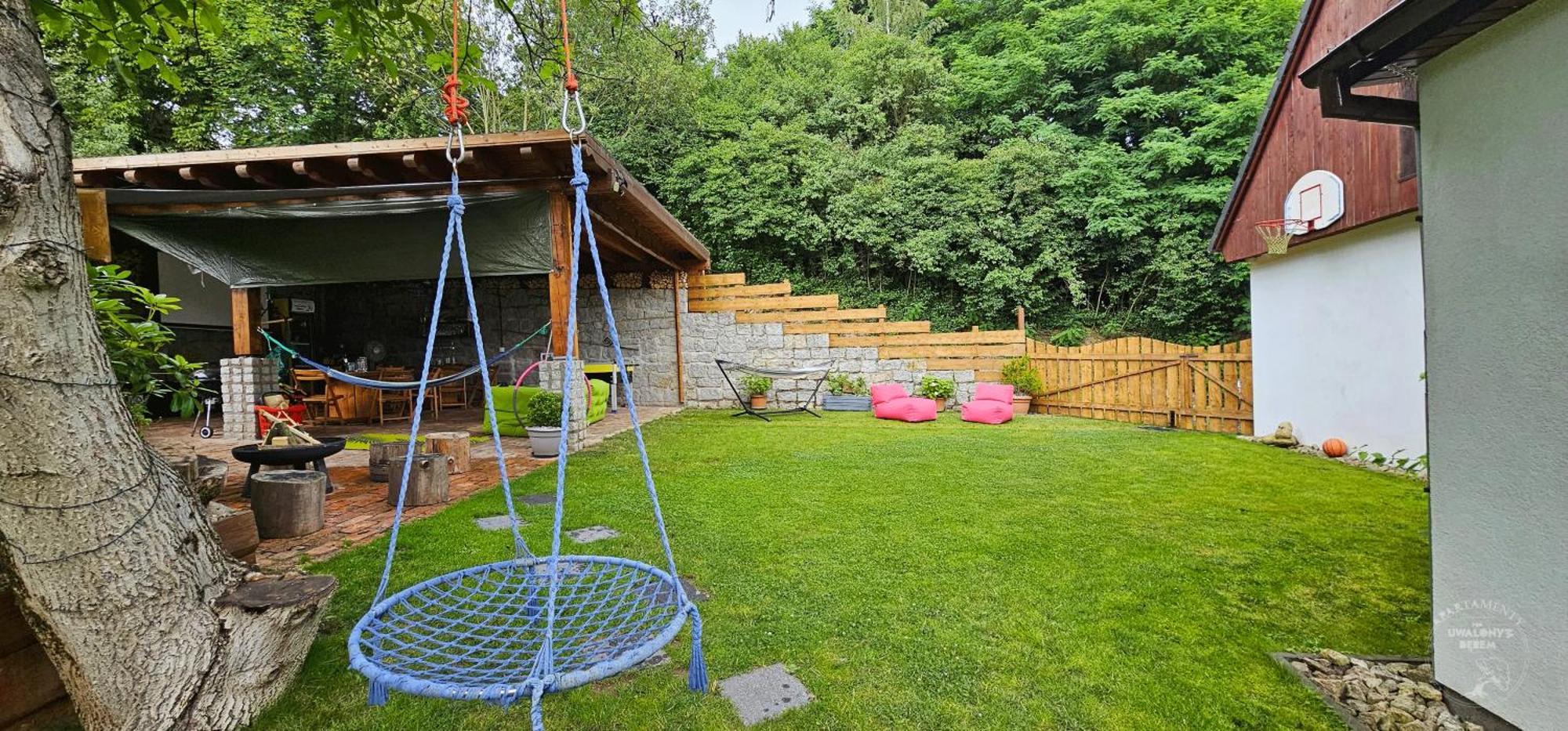 Apartamenty Pod Uwalonym Debem Jezow Sudecki Luaran gambar